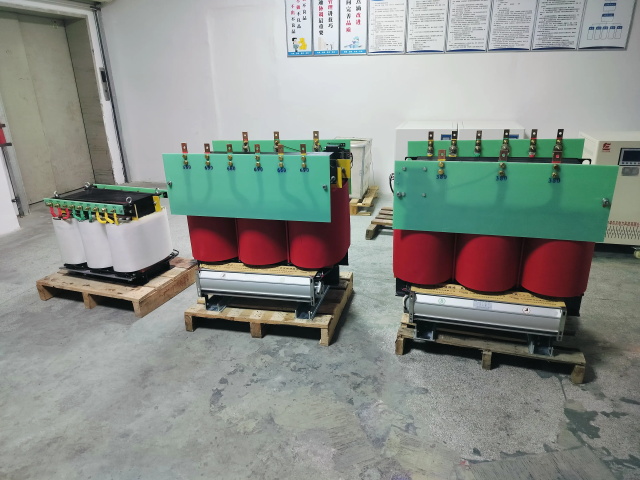 峨山KS11-1000KVA矿用变压器